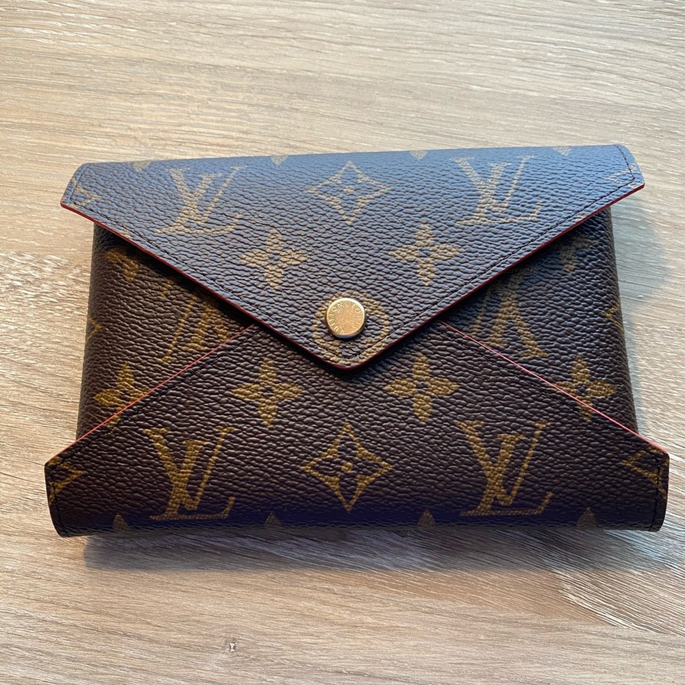 SOLD- KIRIGAMI POCHETTE MEDIUM SIZE